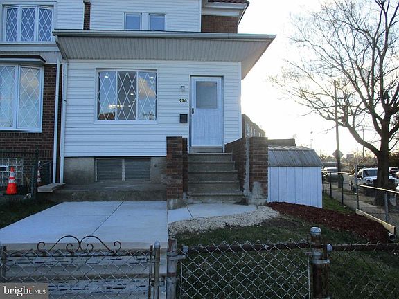 2nd image of 956 Pratt St