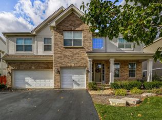 10213 Hunter Trl, Huntley, IL 60142
