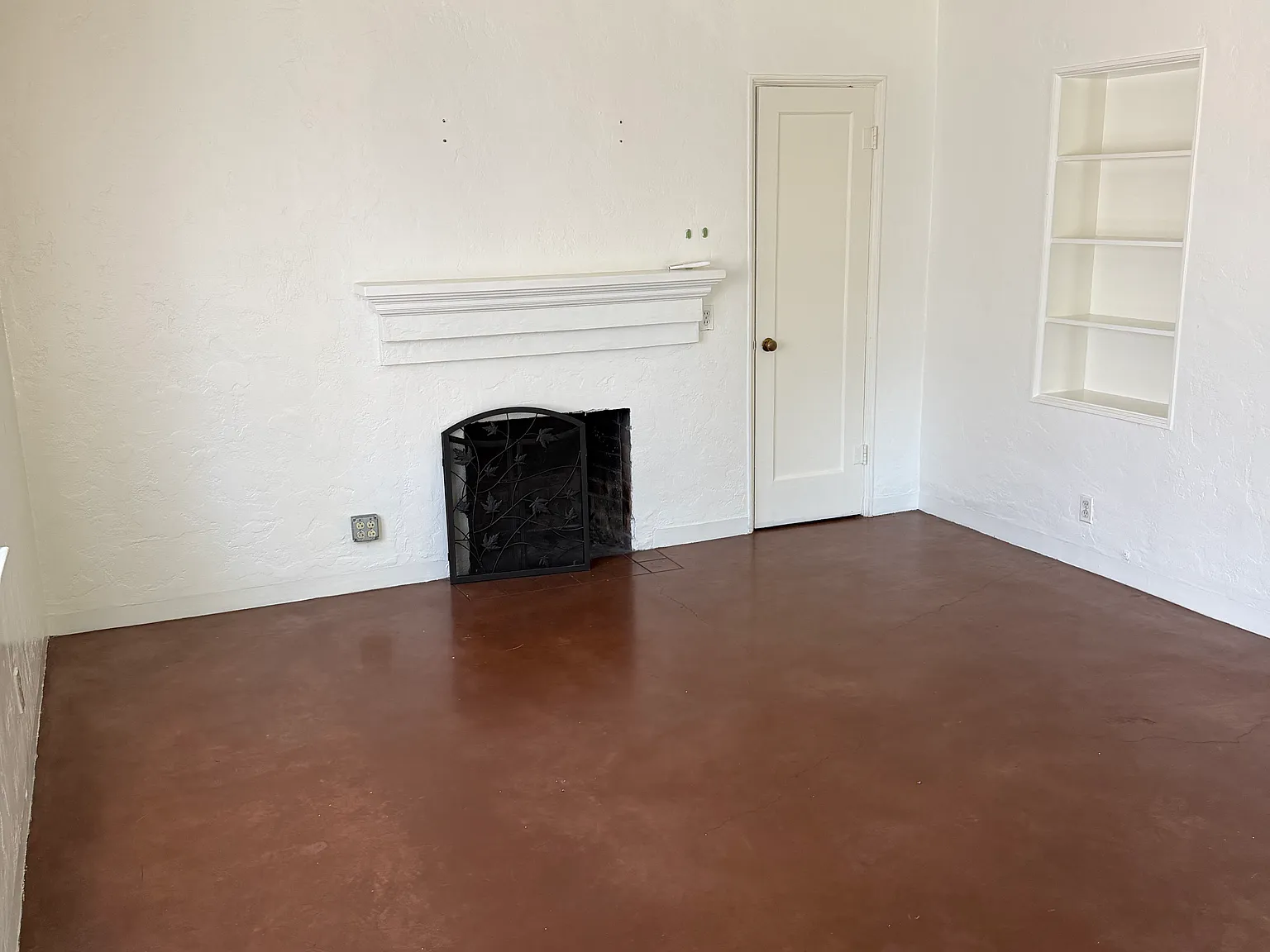 1 bed, 1054 sqft, $1,500 — Photo 2