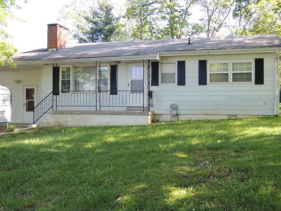 3rd image of 218 Gaudin Ave