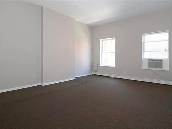 5th image of 511 Park Ave #2