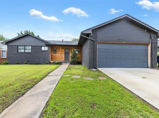 5944 E 24th Pl, Tulsa, OK 74114