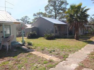 17 Collins Ave #5, Carrabelle, FL 32322