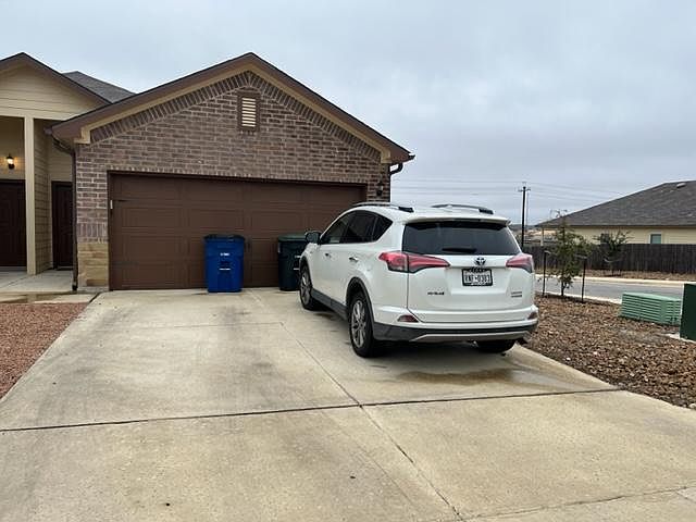1st image of 210 Stacy Ln #210