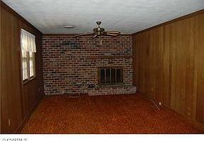 2nd image of 2801 Shoreham Dr