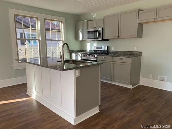 5th image of 523 Annafrel St