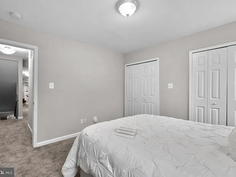 110 S Wolfe St — Photo 4