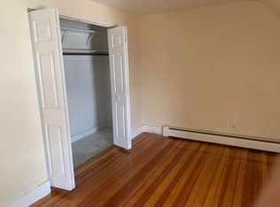 2 Henshaw Ter FLOOR 3, West Roxbury, MA 02132