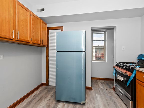 5th image of 3004-10 W 60th St #2