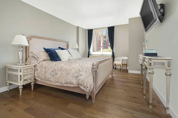 Sold by Town Residential | media 4