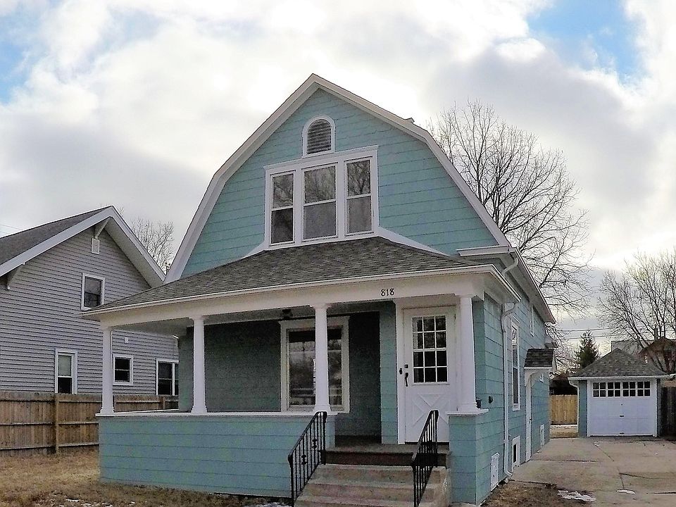 1st image of 818 E 5th St