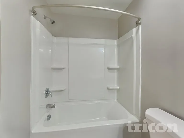 1037 Bitting Hall Cir — Photo 17