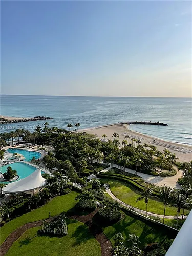 10275 Collins Ave Photo 1
