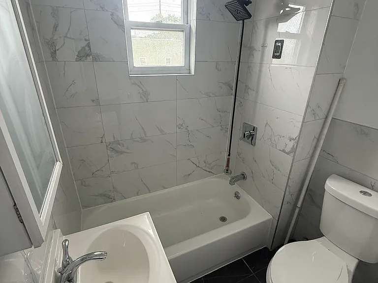 164 Beach St — Photo 7