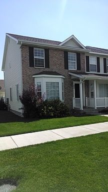 1st image of 880 Liberty Ln