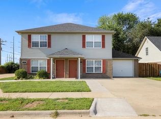 3301 SW Victoria Pl APT 1, Bentonville, AR 72712
