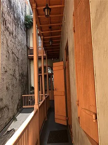 319 Royal St #202 — Photo 7