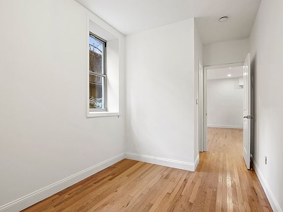 5th image of 322 E 63rd St
