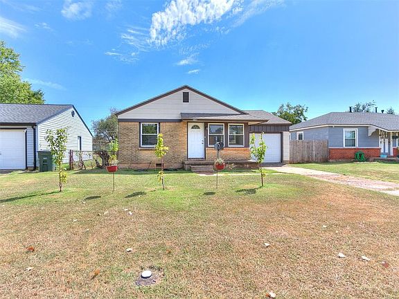 2nd image of 4024 SE 24th St