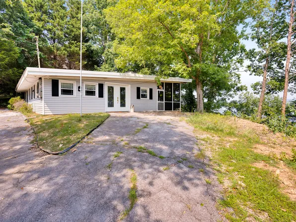 9227 Rocky Point Rd, Soddy Daisy, TN 37379