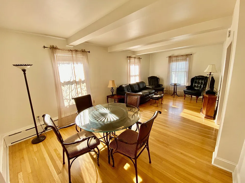 50 Webster St #14G