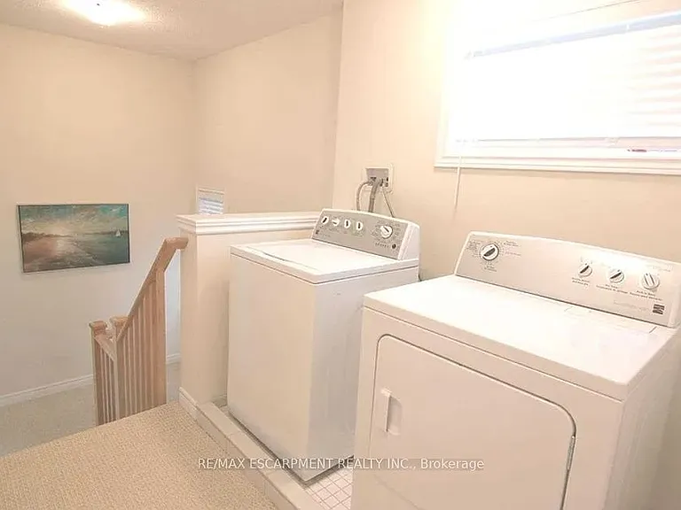 3873 Ryan Ave — Photo 10