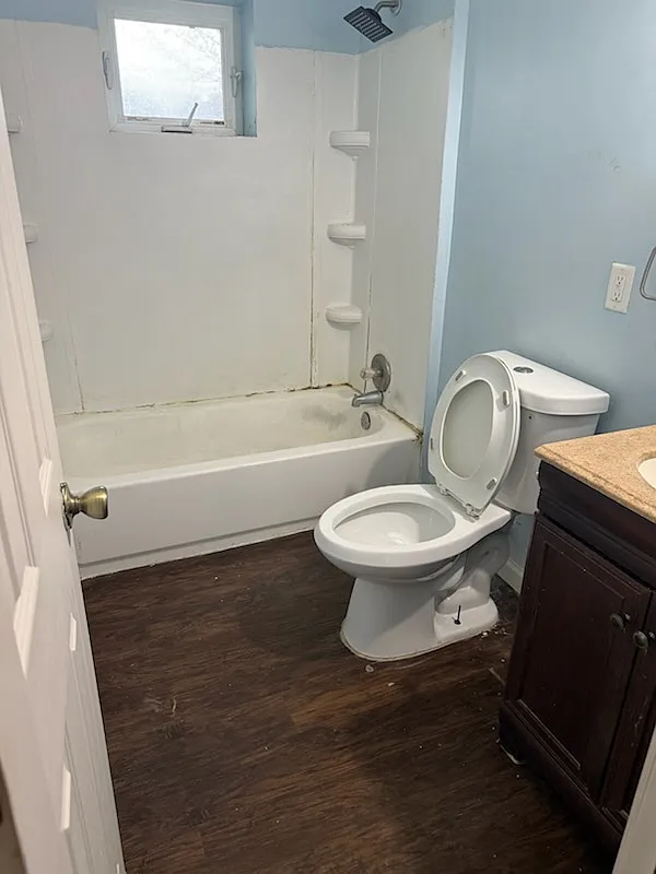 2 bed, 1035 sqft, $1,700 — Photo 4