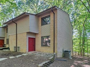 2952 Tree Swallow Rd, Roanoke, VA 24018