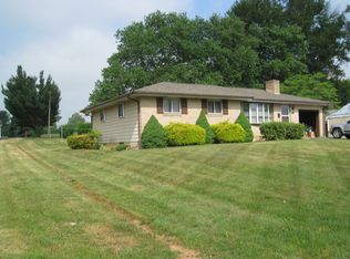 199 N. Greenwood Ave, Palmer, PA 18045