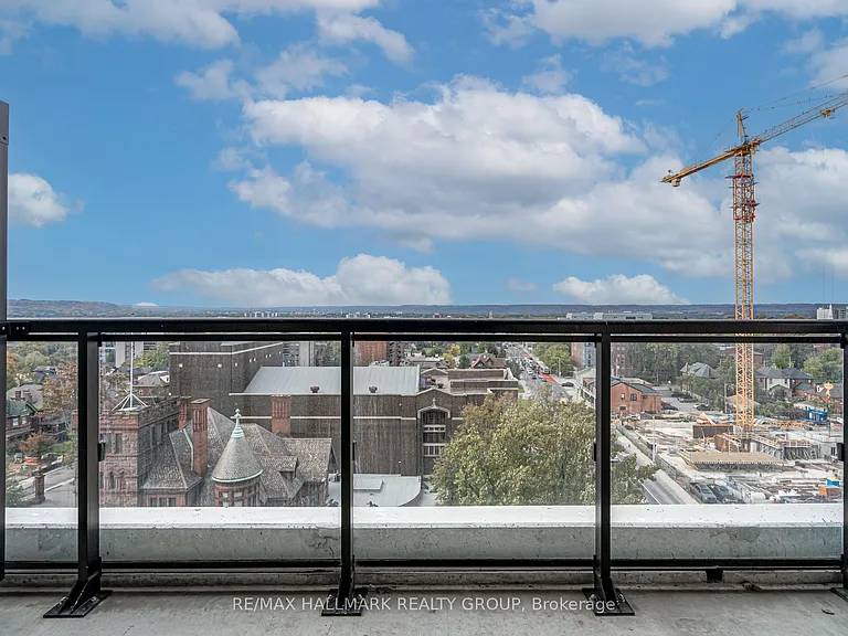 15 Queen St S #1006 — Photo 23