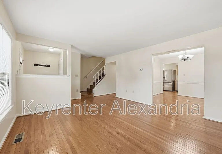 8239 Doctor Craik Ct — Photo 8
