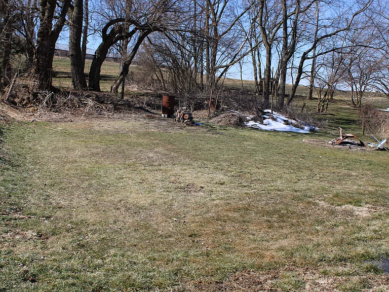 115 Spring Grove Rd — Photo 6