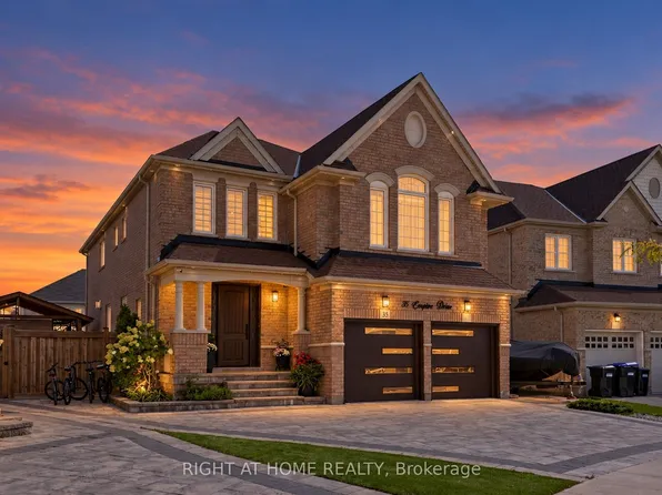 35 Empire Dr, Bradford West Gwillimbury, ON L3Z 4J1