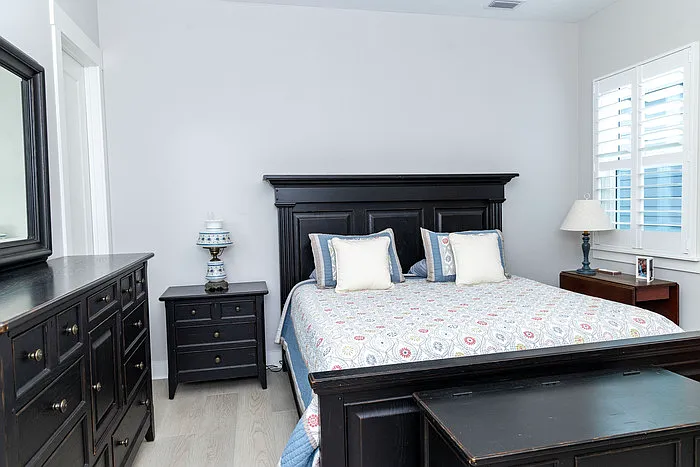 110 Oak Park Dr — Photo 25
