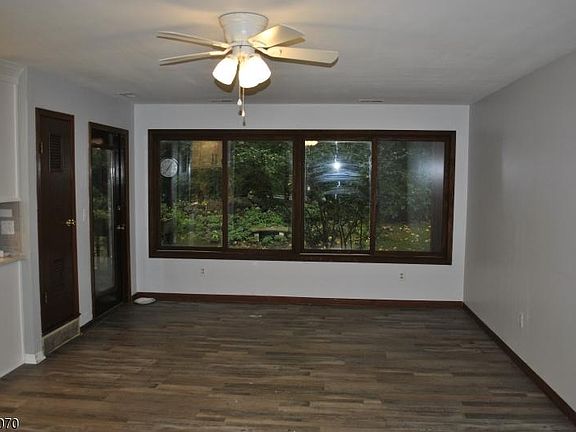 4th image of 3 Pevero Dr Unit 3