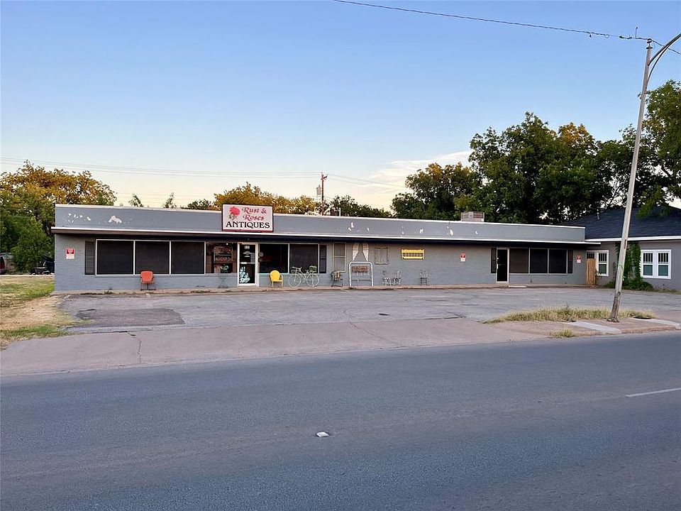 1st image of 833 Butternut St