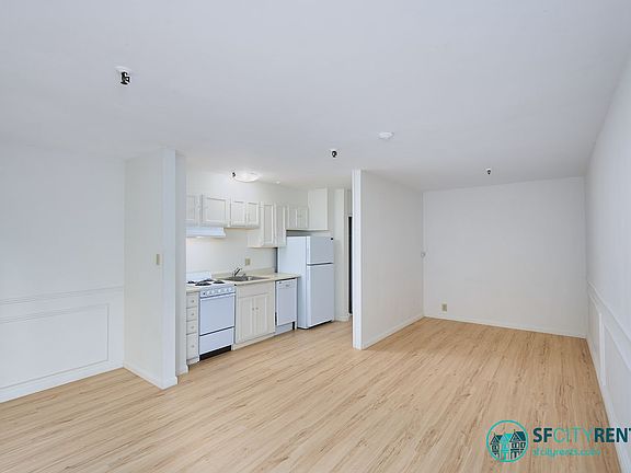 5th image of 2302 Pacific Ave #114