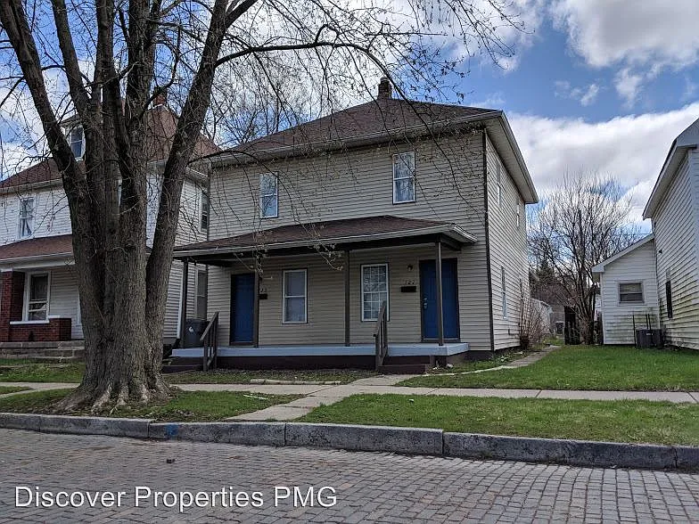 121 N Denny St photo 1