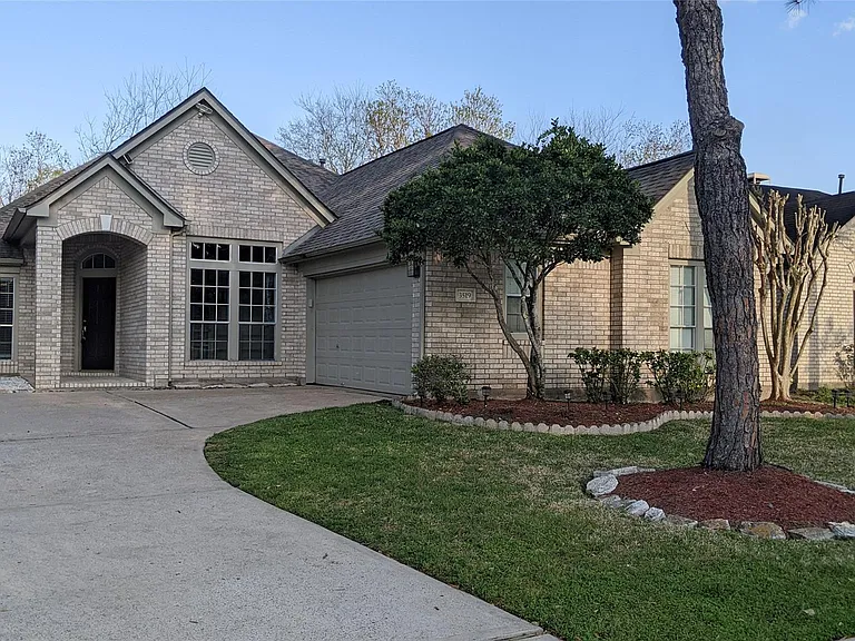 3519 Deerbrook Ct — Photo 1