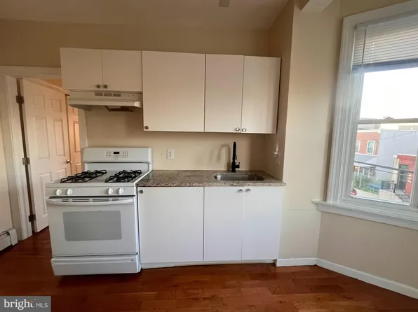 3901 Folsom St #2R, Philadelphia, PA 19104