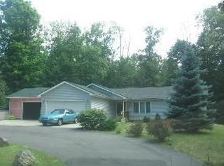 1610 Seymour Lake Rd, Ortonville, MI 48462