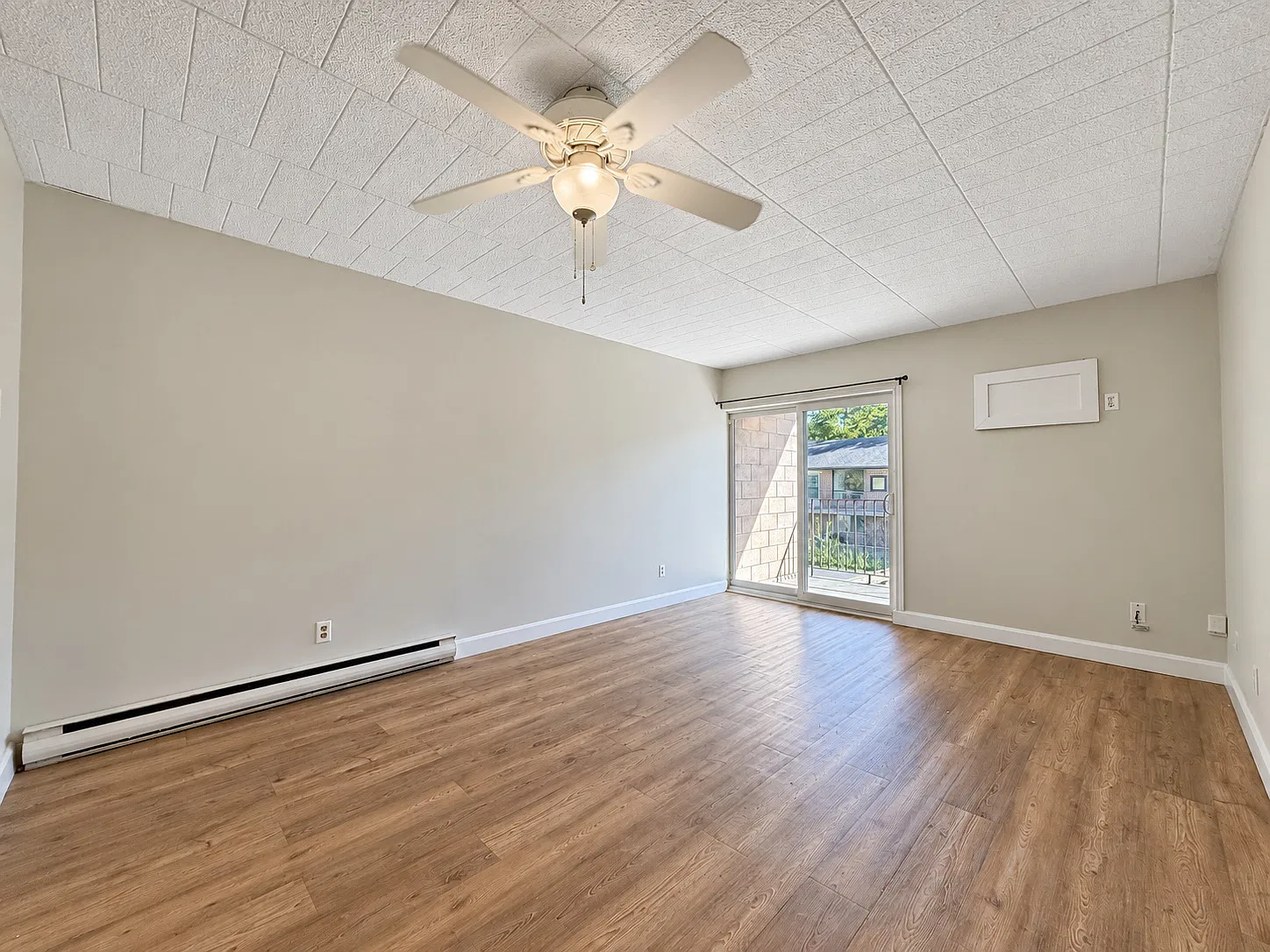 130 Sheldon Ave — Photo 3