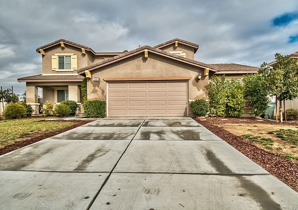 1st image of 810 Amadova Dr