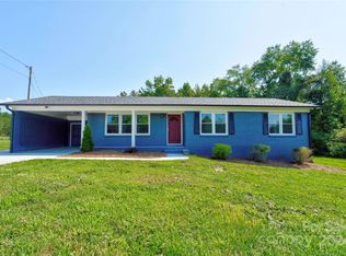 138 Rollingbrook Rd, Kings Mountain, NC 28086