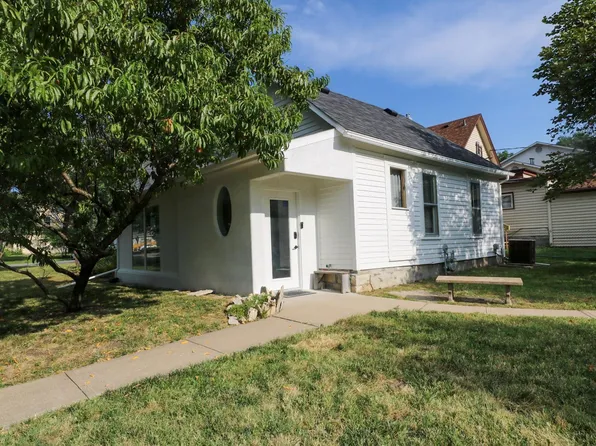 902 State St, Emporia, KS 66801