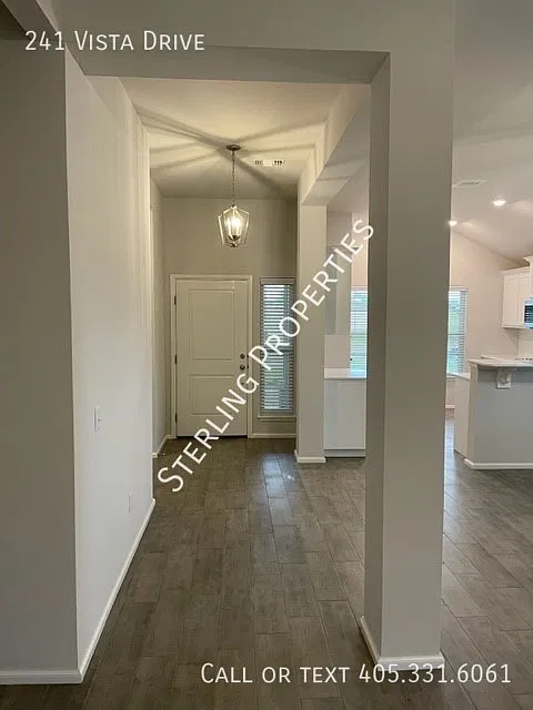 3 bed, 1682 sqft, $1,895 — Photo 3