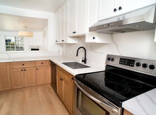 15920 Sherman Way UNIT 8, Los Angeles, CA 91406