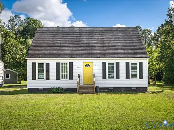 4221 Hickory Rd, South Chesterfield, VA 23803