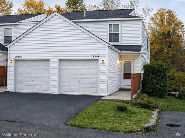 38315 Warner Farms Dr, Westland, MI 48185