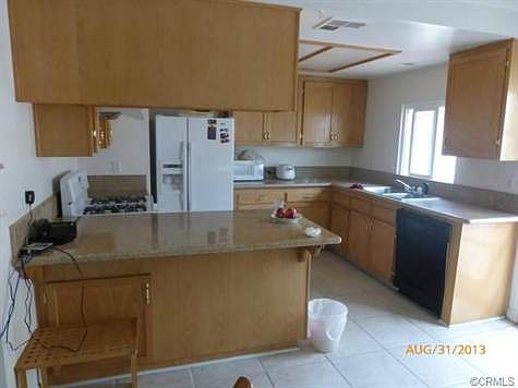 3rd image of 2530 Periwinkle Dr